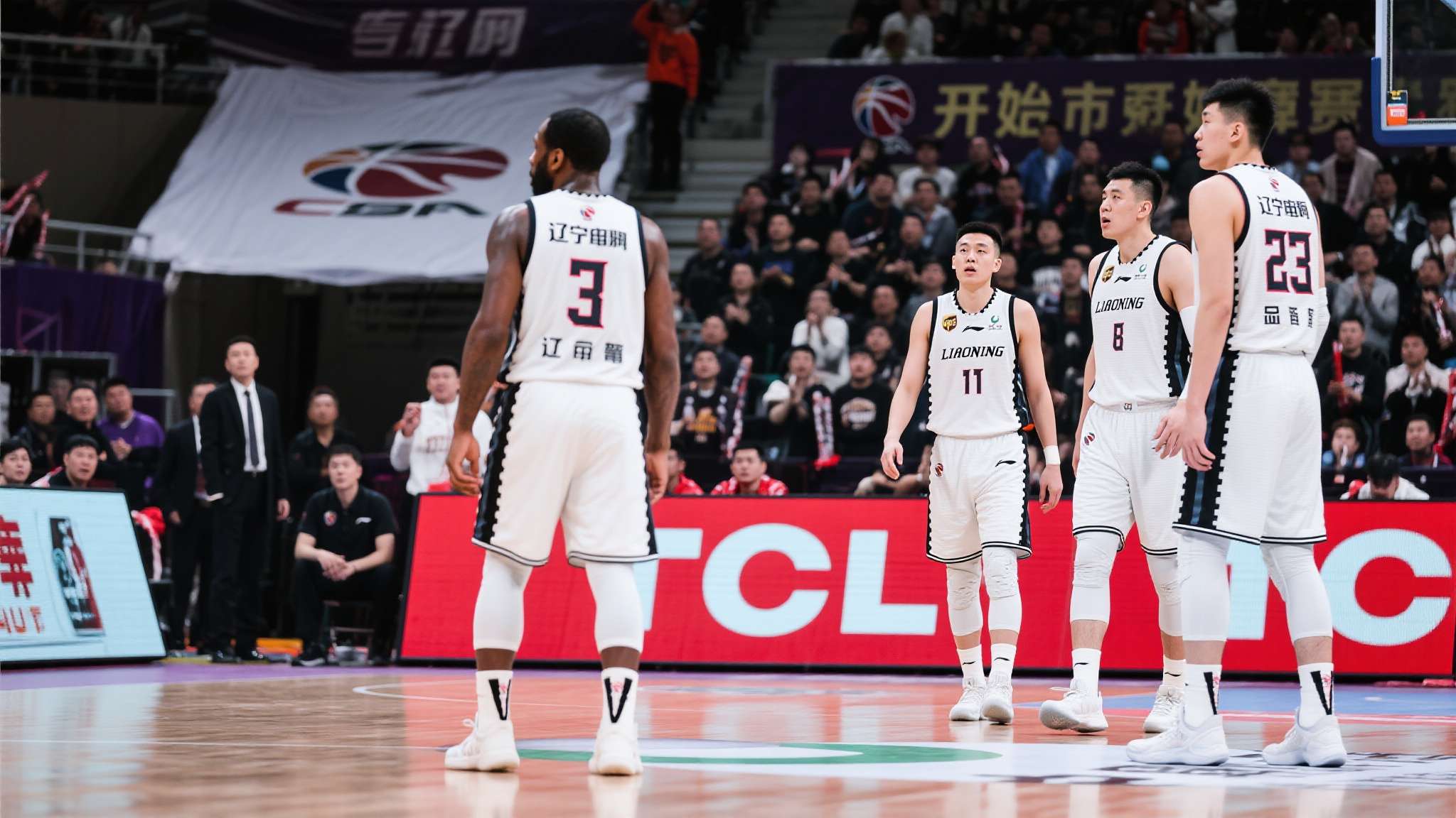 辽篮8年前创历史!8年后跌出八强,广东宏远也没落了,四川跌入谷底 辽篮8年前创历史!8年后跌出八强,广东宏远也没落了,四川跌入谷底